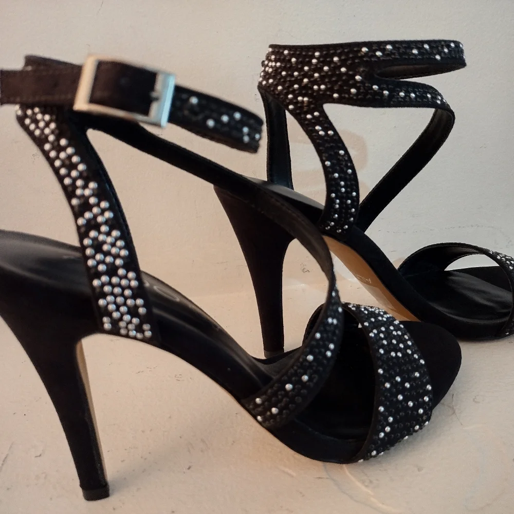 Aldo sandals heels size 5 brand new
